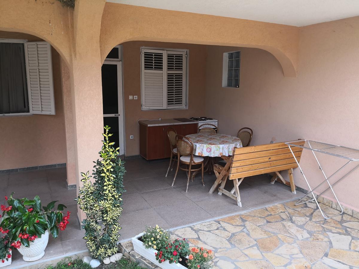 Apartments Montenegrina Ulcinj Exterior photo