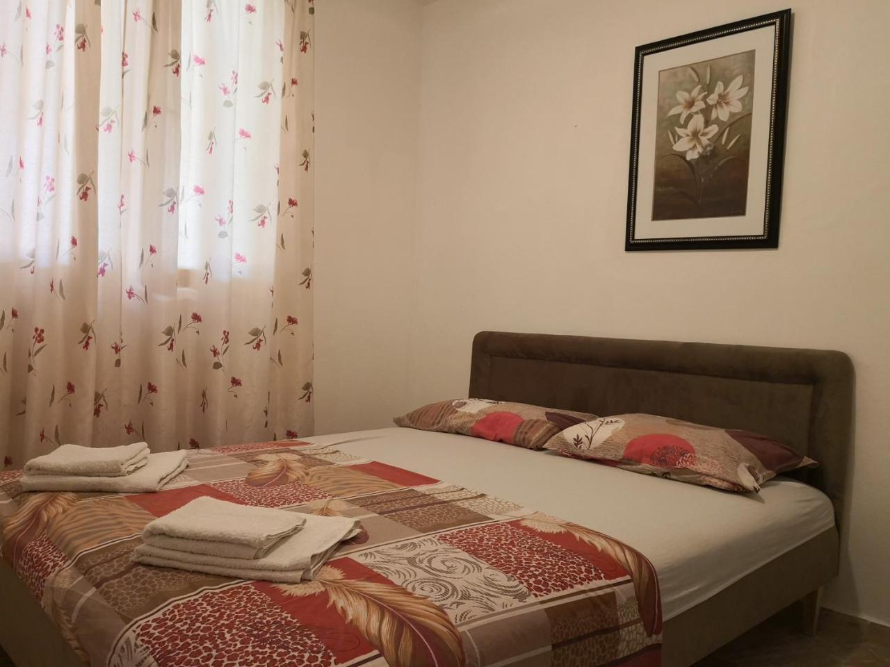 Apartments Montenegrina Ulcinj Exterior photo