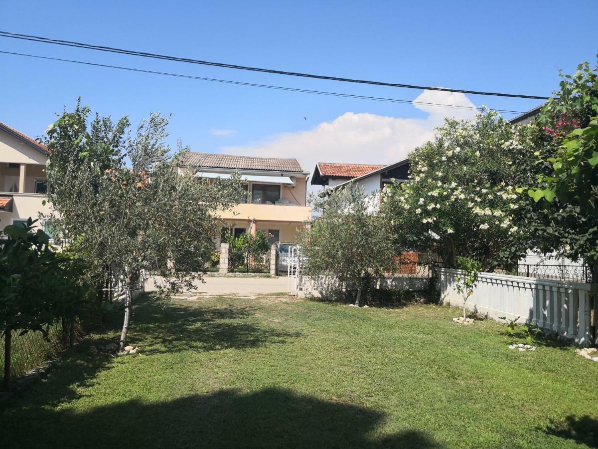Apartments Montenegrina Ulcinj Exterior photo